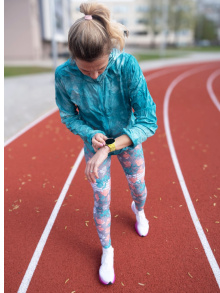 <h2>Health and workout tracking:</h2>