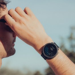 SUUNTO VERTICAL ALL BLACK sports watch